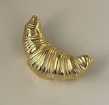 CROISSANT BROOCH PIN